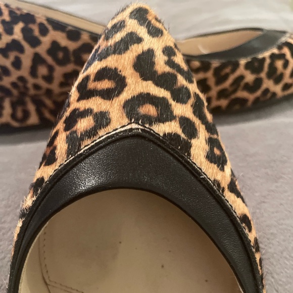 Stylish cheetah print shoes from Cole Haan size 5.5 B - Picture 4 of 7